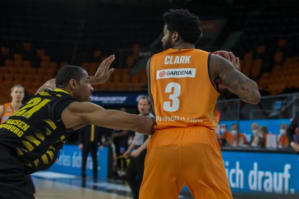 泰山外援马 泰山外援马